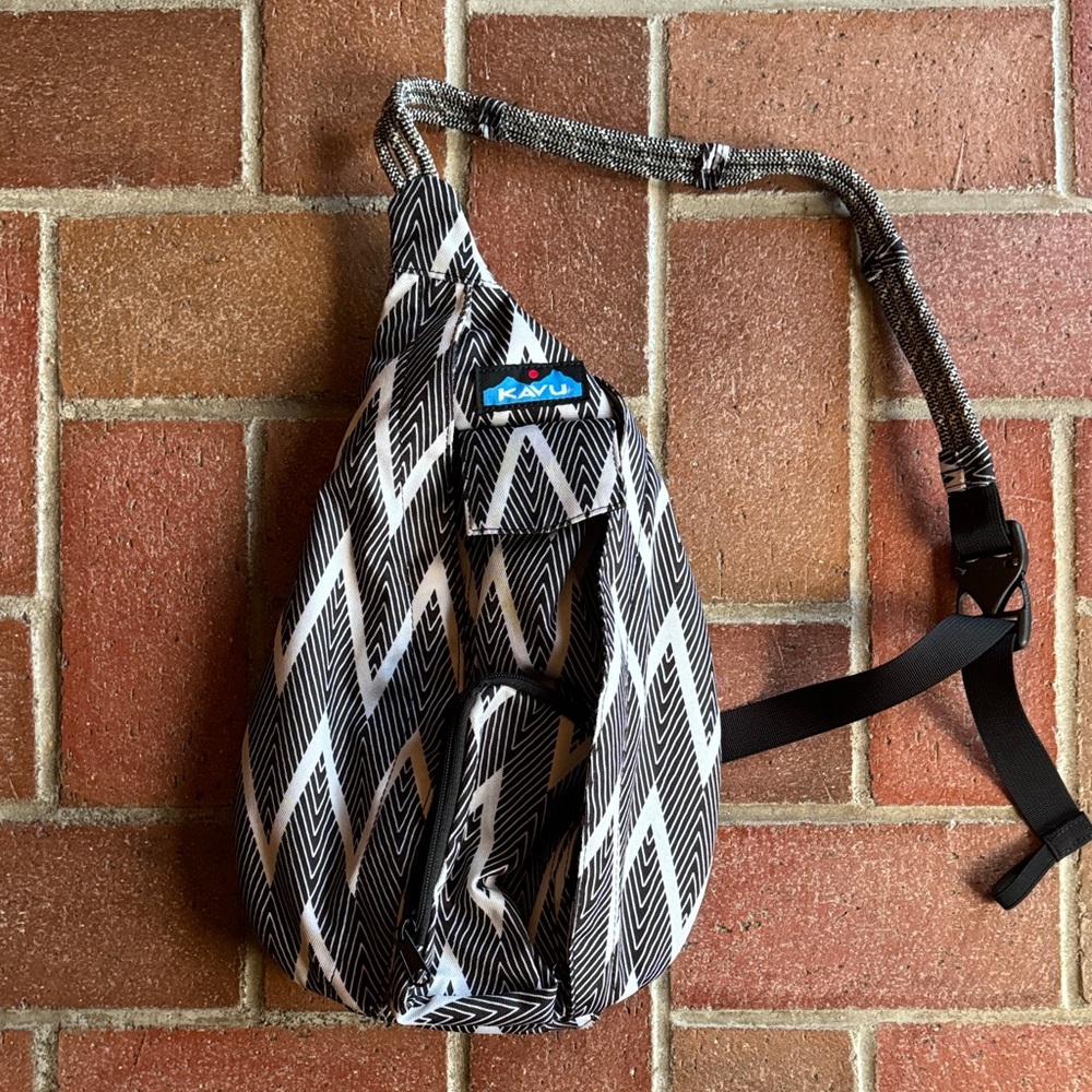 KAVU Zigzag Black and White Sling‎ Backpack